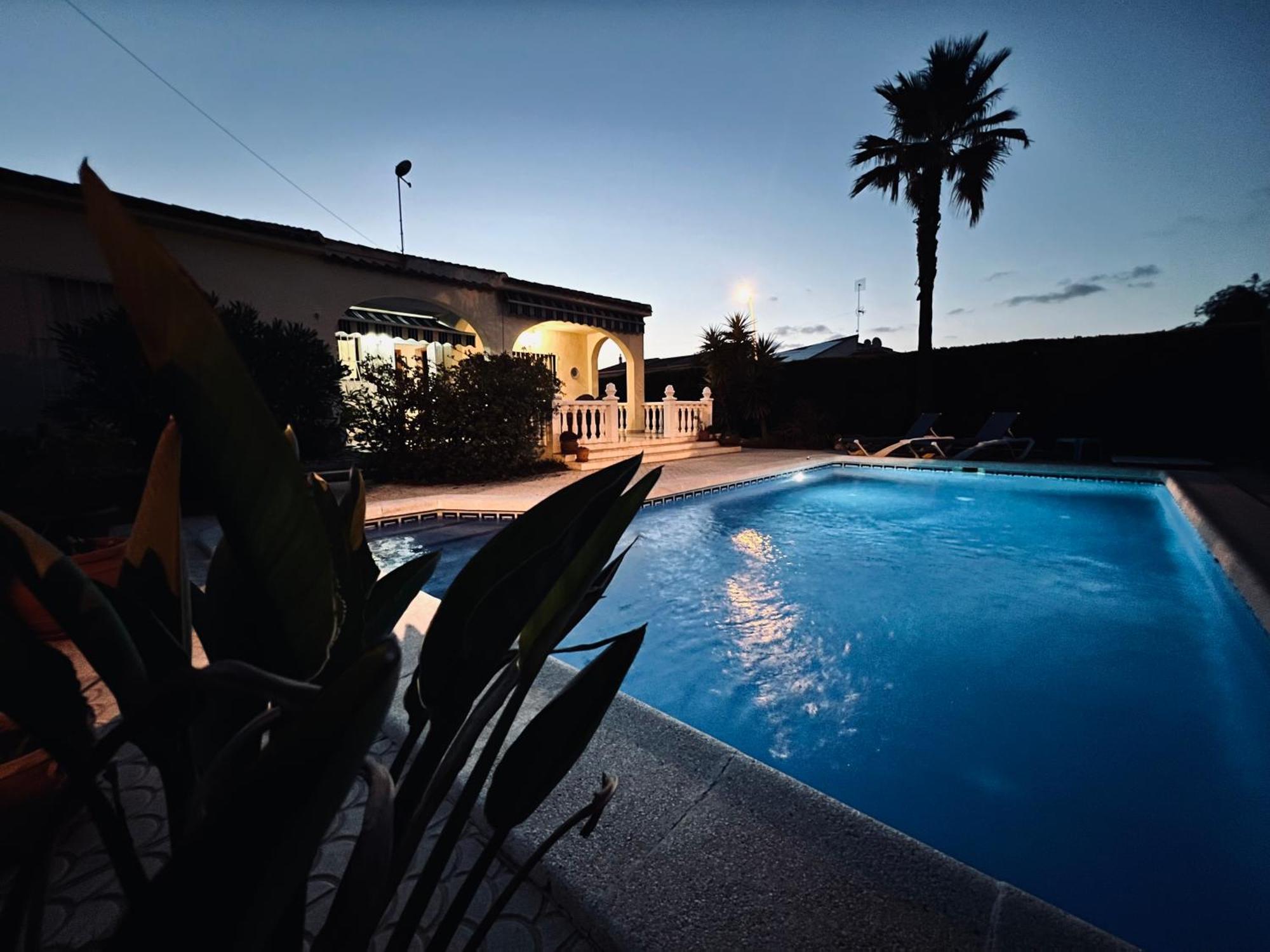 Charming One-Floor Villa With Private Pool In Los Balcones Торевиеха Екстериор снимка