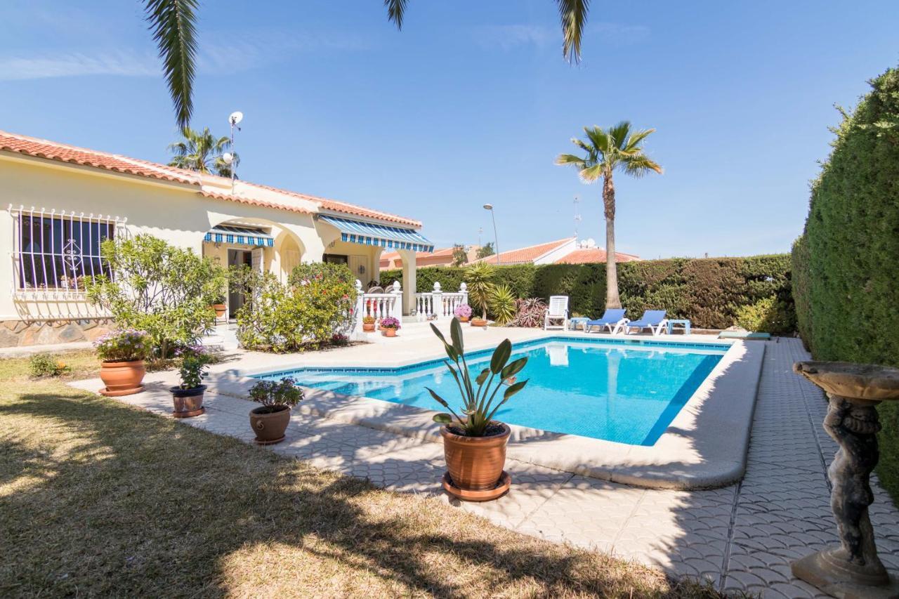 Charming One-Floor Villa With Private Pool In Los Balcones Торевиеха Екстериор снимка